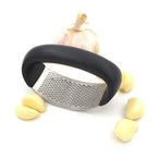 New Incredible 1Pcs Stainless Garlic Press Household Manual Garlic Press Device Kitchen Press Squeezer Ginger Garlic Tools Kitchen Accessories Stevvex