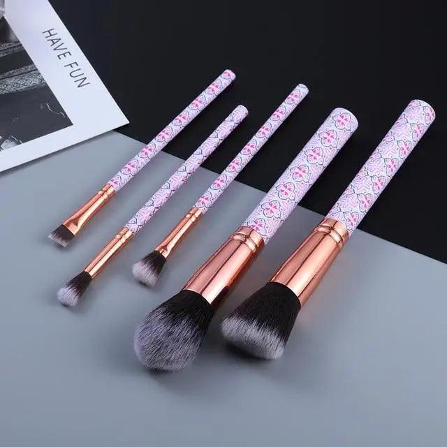New Luxurious 12/8/5pcs Eye Lip Makeup Brushes Set Eyebrow Comb Eyelash Sponge Eyeshadow Silicone Face Mask Edge Control Brush Cosmetics Stevvex