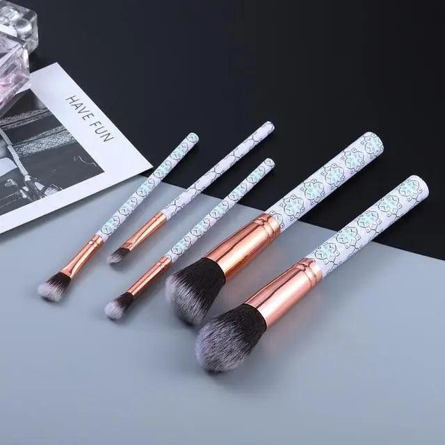 New Luxurious 12/8/5pcs Eye Lip Makeup Brushes Set Eyebrow Comb Eyelash Sponge Eyeshadow Silicone Face Mask Edge Control Brush Cosmetics Stevvex