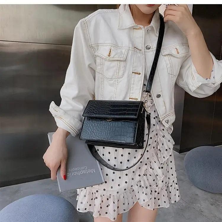 Female Flip Square Bag Leather Women's Designer Handbag Crocodile Pattern Shoulder Messenger Bags Stevvex