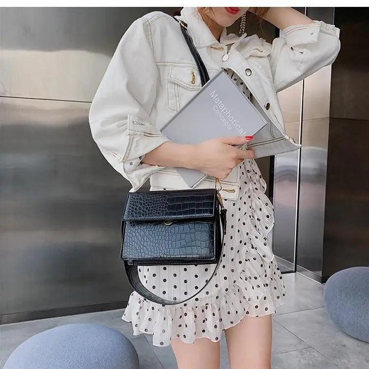 Female Flip Square Bag Leather Women's Designer Handbag Crocodile Pattern Shoulder Messenger Bags Stevvex