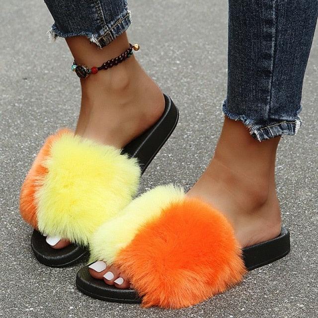 New Luxury Fluffy Slippers Indoor Warm Furry Fur Flip Flops Women Amazing Plush Slides Shoes Warm Comfortable Fuzzy Furry Slippers Indoor Cozy Memory Foam Anti-Slip Flip Flops Stevvex