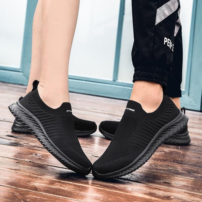 New Men Sneakers Light Fashion Casual Shoes Slip-On Comfortable Women Pink Couple Shoes Outdoor Walking Footwear Non-Slip Running Climbing Shoes Sneakers Stevvex
