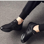 New Mens Casual Leather Lace Up Sneakers Solid Color Breathable Business Mens Fashion Leather Dress Sneakers Flexible Business Casual Non-Slip Shoes For Men