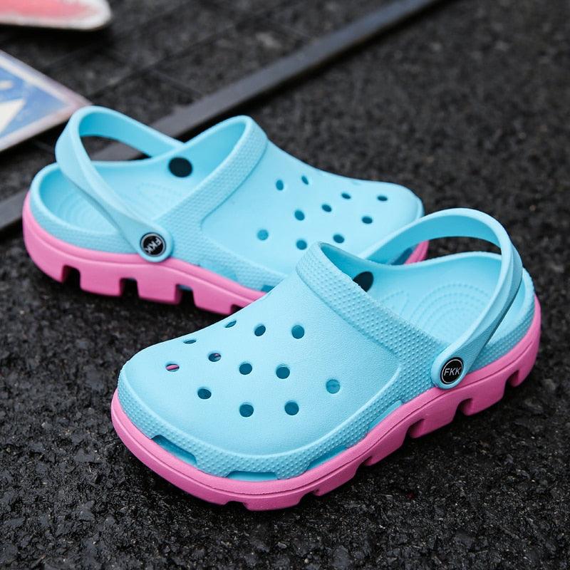 New Mens Summer Slippers Beach Sandals Jelly Shoes Men Outdoor Sandals Hollow Clogs Adjustable Garden Slippers House Shoes Durable Lightweight Beach Clogs Stevvex