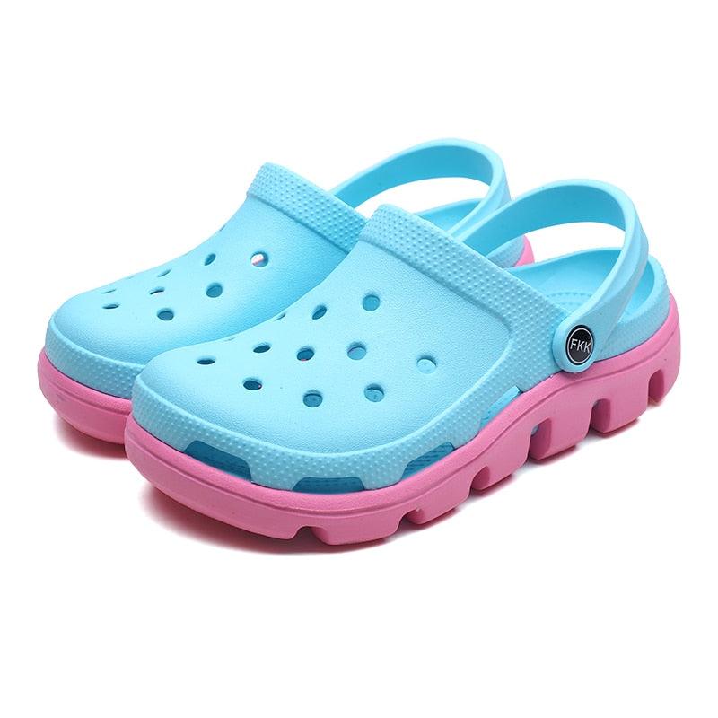 New Mens Summer Slippers Beach Sandals Jelly Shoes Men Outdoor Sandals Hollow Clogs Adjustable Garden Slippers House Shoes Durable Lightweight Beach Clogs Stevvex