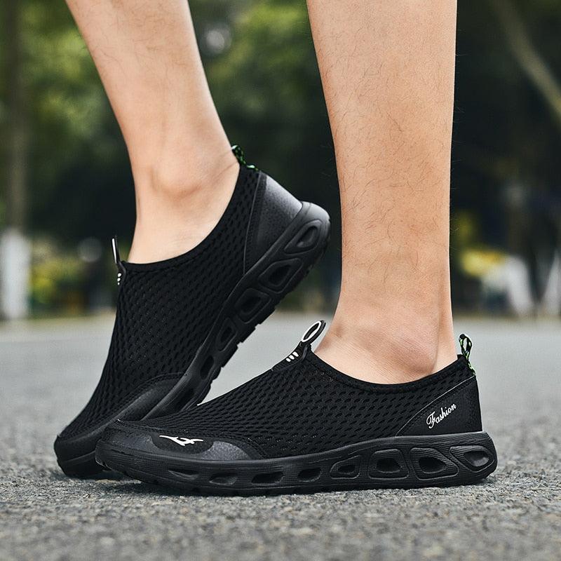 New Mesh Mens Aqua Shoes Outdoor Breathable Quick Dry Water Sneakers Light Anti-Skid Sport Footwear Comfortable Mesh Work Shoes Beach Swim Surf Shoes Water Shoes Stevvex