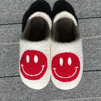 New Pink Smiley Face Slippers Women Smile Slippers Happy Face Slippers Retro Smiley Face Soft Plush Comfy Warm Slip-on Slippers Fluffy Fur Lined Mens Cute Home Sandals Winter Indoor House Slippers Stevvex