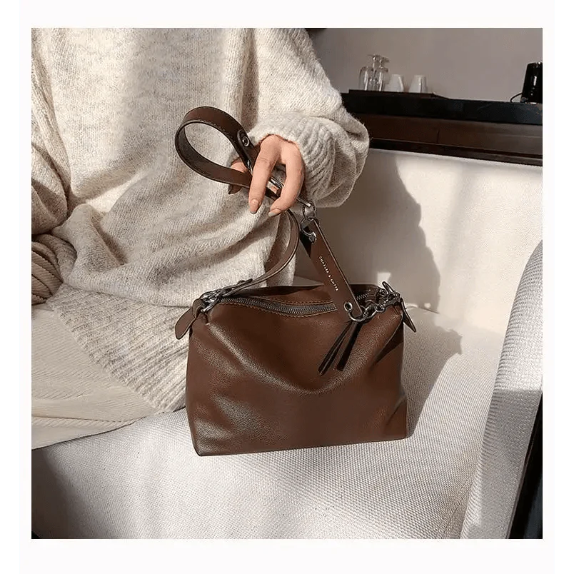 New PU Leather Shoulder Bag for Women Designer Wide Belt Handbags with Chain For Ladies Stevvex