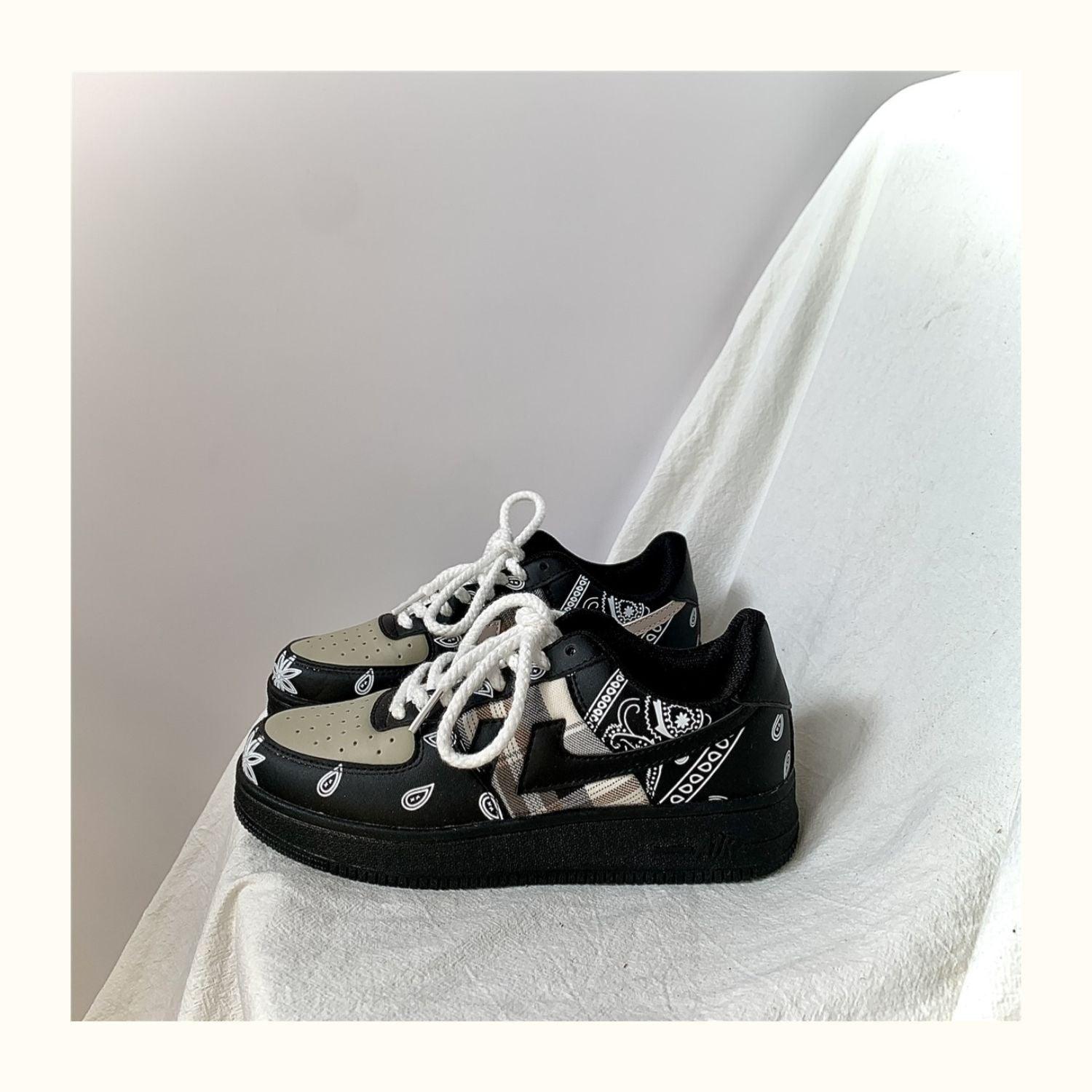 New Street Dance Mens Womens Sneakers Thick-Soled Couple Mens Fashion All-Match Running Casual Walking Sneakers Comfortable Modern Design Stevvex