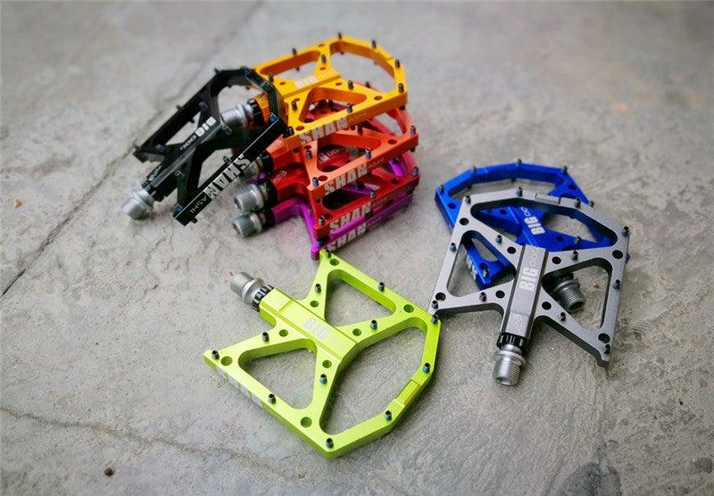 New Ultralight Bicycle Pedals Part Anti-Slip Aluminum Body Road Flat Foot Cycling Sealed 3 Bearing Mountain Bike Pedal Mountain Bike Pedals, Ultra Strong  Machined Bicycle Flat Alloy Pedals Non-Slip Stevvex
