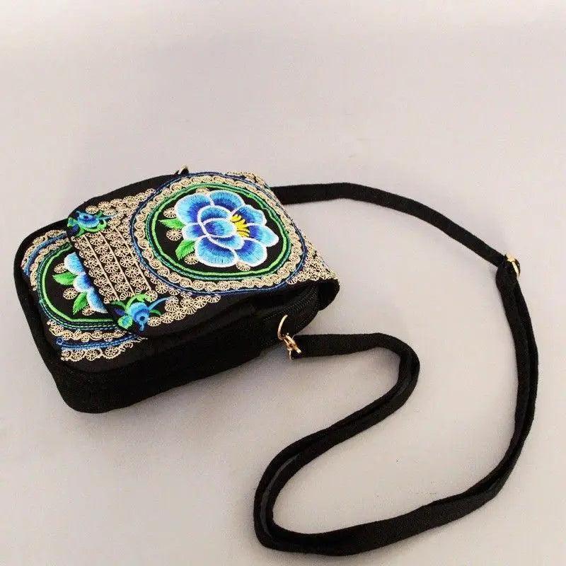 New Vintage Handmade Women Mini Crossbody Bag Pouch, Small Handbag Coin Purse, Style For Ladies Stevvex