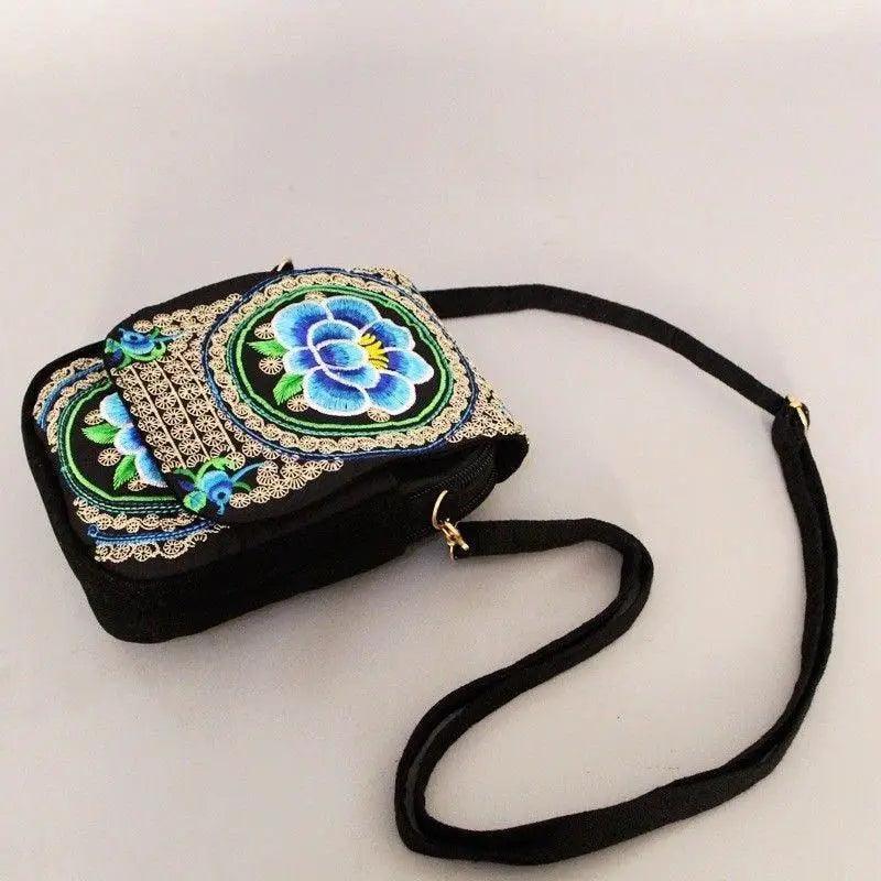 New Vintage Handmade Women Mini Crossbody Bag Pouch, Small Handbag Coin Purse, Style For Ladies Stevvex