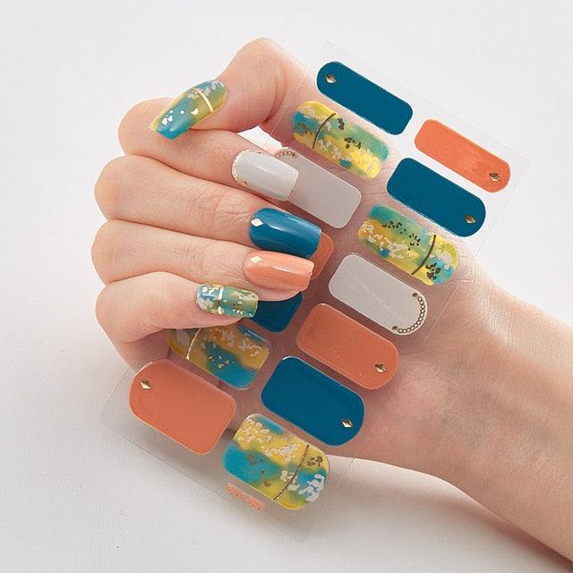 New Year Patterned Nail Decor Nail Polish Nail Art Stickers Full Beauty Sticker for Nails Nail Accessorie Christmas Nail Sticker 3D Nail Art Stickers Decal Slider Template Diy Nail Tool Decorations Nail Art Design Self Adhesive Luxury Designer Nail Sticke