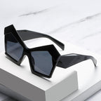 Oversized Square Cateye Polarized Sunglasses Big Trendy Style Fashionable Personality Big Frame Sunglasses New Fashionable & Popular Street Style Sunglasses For Women Stevvex