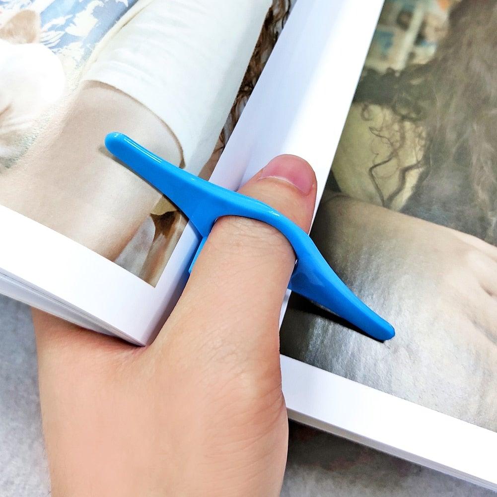 Plastic Book Page Holder Thumb Bookmark Reading Accessories Gifts For Readers Book Lovers Bookworm Librarian Literary Blue Multifunction Plastic Thumb Book Page Holder Book Marker Bookmark Superior Quality And Creative Convenient Stevvex