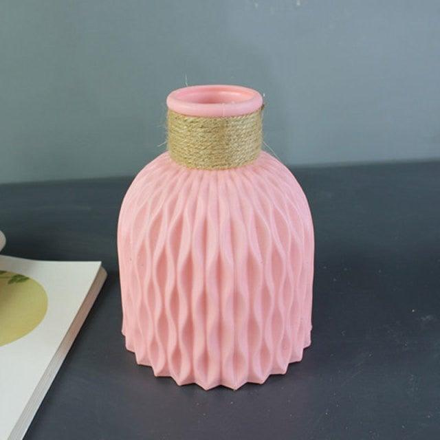 Plastic Vases Anti-ceramic Unbreakable Basket Imitation Rattan Flower Vase For Home Décor Desktop Decoration Living Room Office or Bookshelf Stevvex