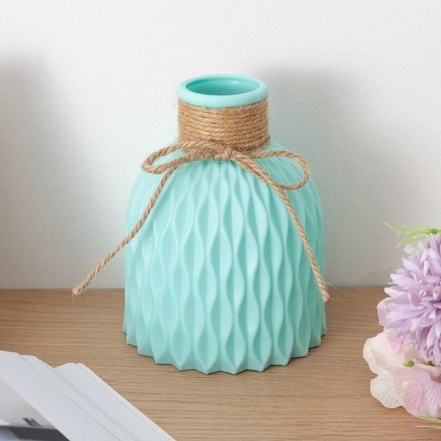 Plastic Vases Anti-ceramic Unbreakable Basket Imitation Rattan Flower Vase For Home Décor Desktop Decoration Living Room Office or Bookshelf Stevvex