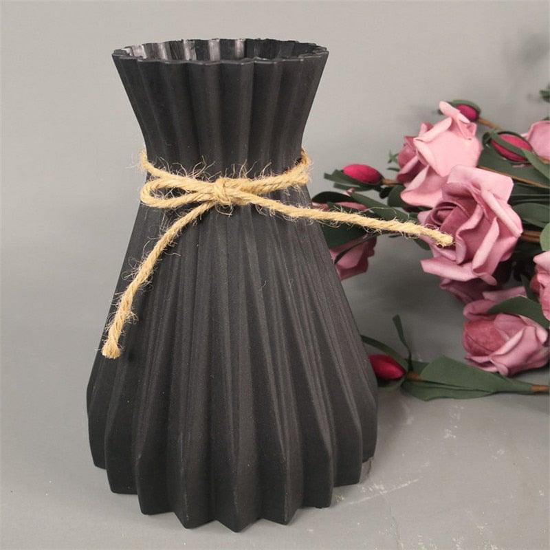 Plastic Vases Anti-ceramic Unbreakable Basket Imitation Rattan Flower Vase For Home Décor Desktop Decoration Living Room Office or Bookshelf Stevvex