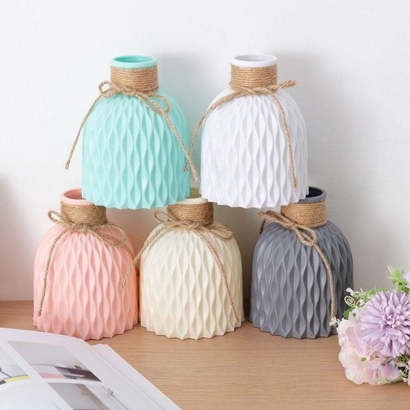 Plastic Vases Anti-ceramic Unbreakable Basket Imitation Rattan Flower Vase For Home Décor Desktop Decoration Living Room Office or Bookshelf Stevvex