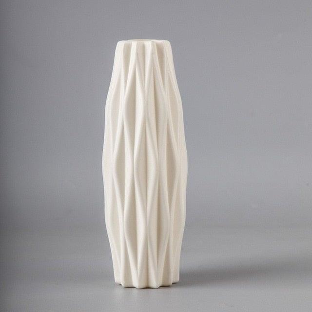 Plastic Vases Anti-ceramic Unbreakable Basket Imitation Rattan Flower Vase For Home Décor Desktop Decoration Living Room Office or Bookshelf Stevvex