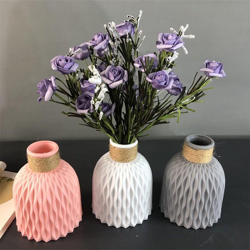 Plastic Vases Anti-ceramic Unbreakable Basket Imitation Rattan Flower Vase For Home Décor Desktop Decoration Living Room Office or Bookshelf Stevvex