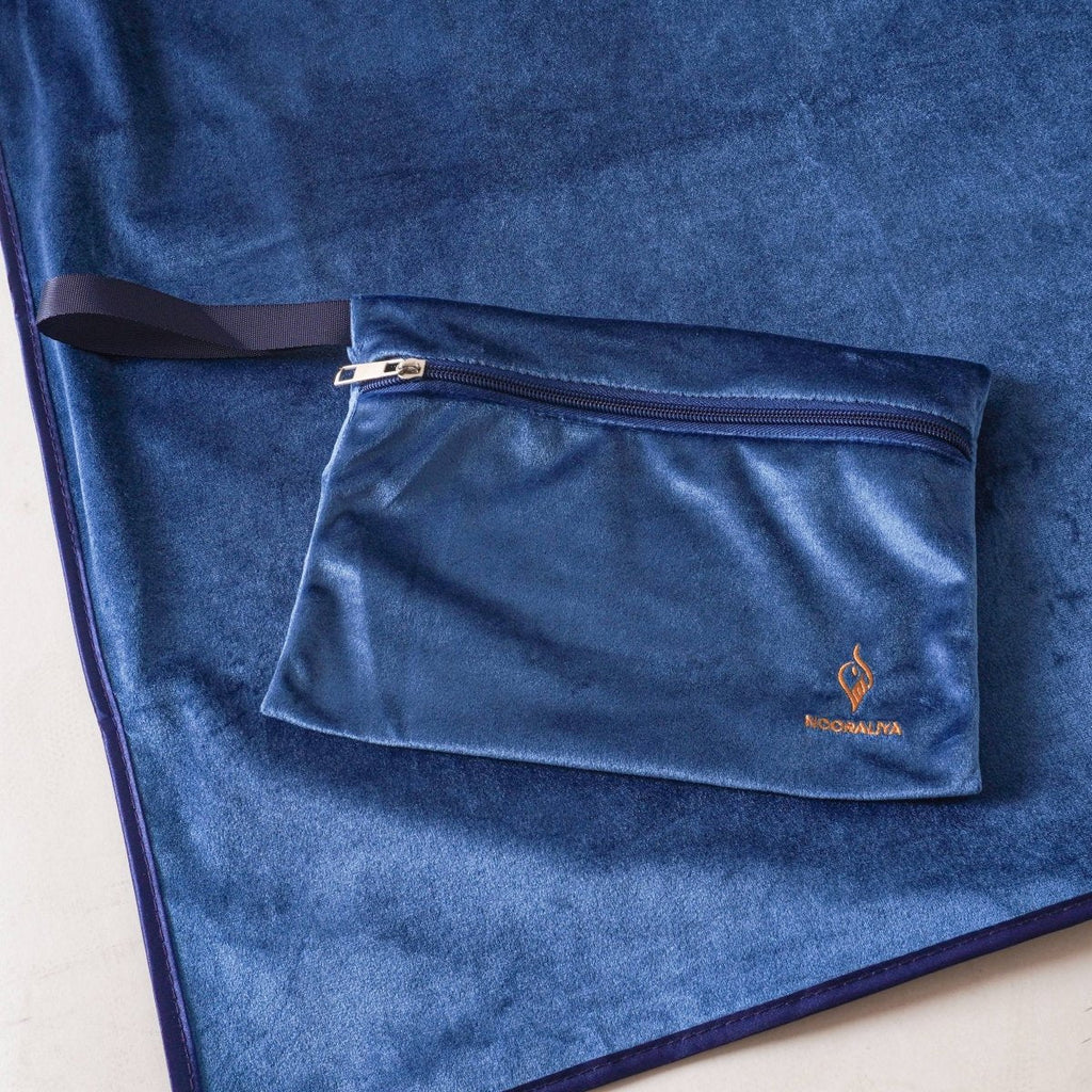 Premium German Velvet Travel Prayer Mat – Waterproof Compact Hypoallergenic Prayer Mat (MR080)