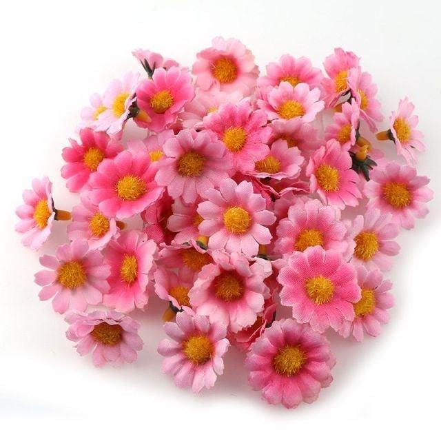 100PC/lot 2.5cm Mini Daisy Decorative Flower Artificial Silk Flowers Party Wedding Decoration Home Decor (without stem) Decoration Flowers Wall Heads for Home Wedding Decoration Wreath Accessories Craft Fake Flower Stevvex