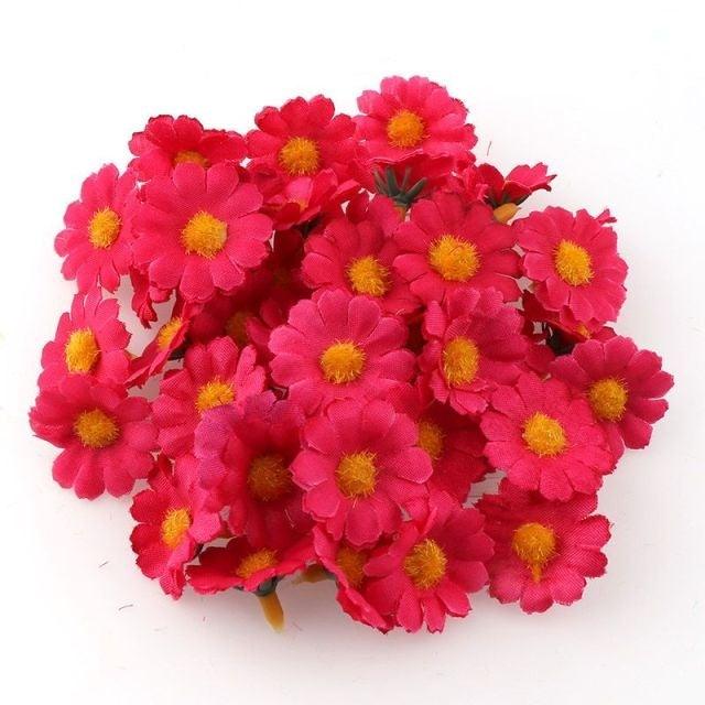 100PC/lot 2.5cm Mini Daisy Decorative Flower Artificial Silk Flowers Party Wedding Decoration Home Decor (without stem) Decoration Flowers Wall Heads for Home Wedding Decoration Wreath Accessories Craft Fake Flower Stevvex