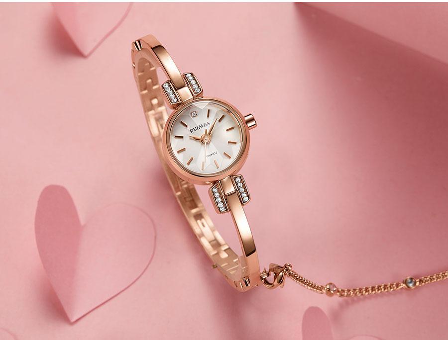 Luxury Small Silver Women Watch Modern Bracelet Wristwatch Quartz Waterproof Mini Round Design Stevvex