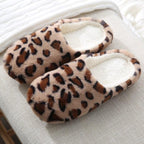 Women Indoor Slippers Warm Plush Home Slipper Autumn Winter Woman House Flat Floor Soft Slipper Silent Slides Plush Fleece Insole Fluffy Slippers For Indoor Home Bedroom Stevvex