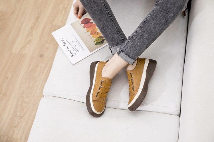 Luxury Leather Womens Sneakers Spring Shoes New Genuine Leather Casual Women Fashion Flat Girl Student Shoes Comfortable Women's Casual Flats Elegant Soft Walking Sneakers Stevvex