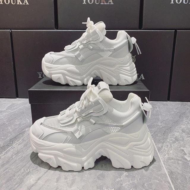 Modern Thick Platform Sneakers White Woman Vulcanize Shoes Luxury Tennis Sneakers Trainers Lace Up Fashion Comfortable Walking Footwear New Lightweight Sneakers Stevvex