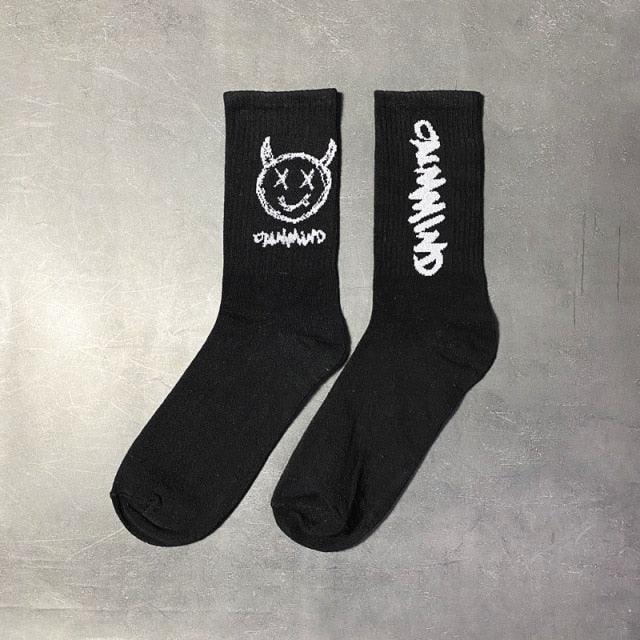 New Fashion Kawaii Cute Smilies Patterned Socks Pure Cotton Cartoon Pattern Hip Hop Style Breathable Mid Tube Socks Skateboard Socks Soft Long Sock for Men And Women Stevvex
