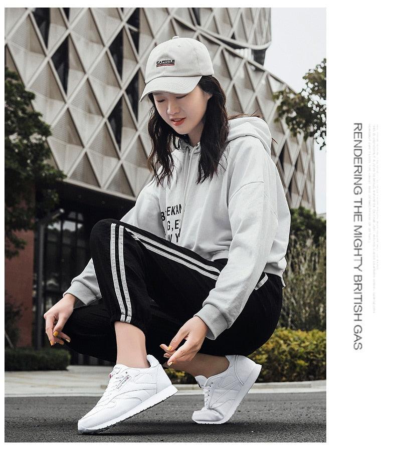 Autumn Womens Mens Sneakers Black Fashion Vulcanized Shoes Lace-up Casual Flats Light Couple Fashion Sneakers Breathable Casual Comfortable Lightweight Sneakers Stevvex