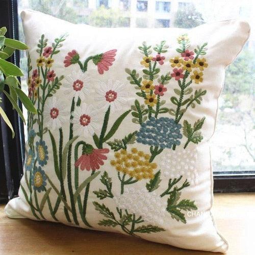 European Floral Cushion Cover Cotton Pillowcases Yellow Botanical Flowers and Green Leaves Floral Garden Pattern Printed Cushion Home Decor Rectangle Pillow Cover Stevvex