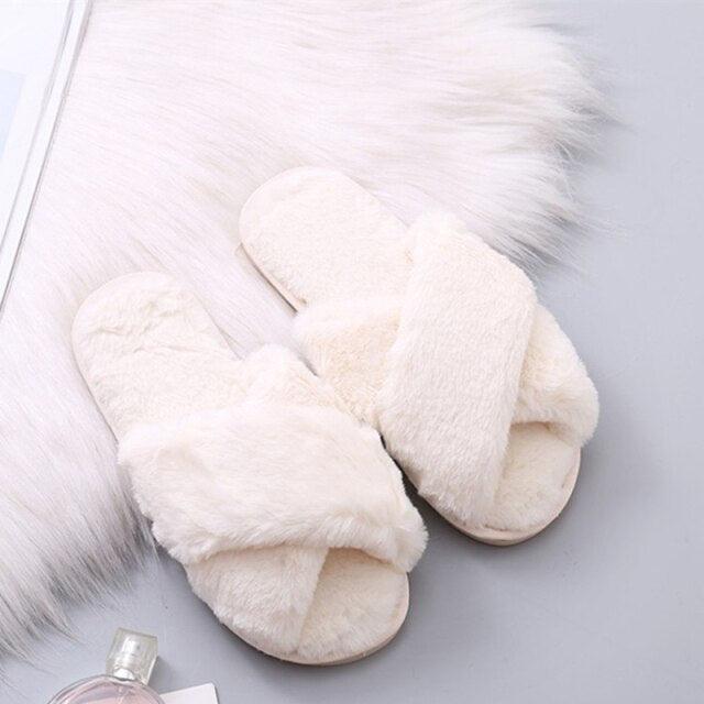 Fluffy Slippers Women Cozy Faux Fur Cross Indoor Floor Slides Flat Soft Furry Shoes Fluffy Furry Fur Slippers Flip Flop Open Toe Cozy House Memory Foam Sandals Slides Soft Flat Comfy Slippers Stevvex