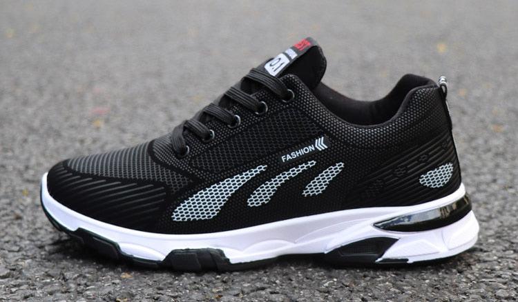 Casual Sneakers Cushioning Outdoor Running Shoes For Men Non-slip Sport Shoes Professional Athletic Training Men Air Trail Mesh Sneakers Walking Cross Training Tennis Sports Sneakers Stevvex