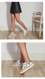 New Popular Womens Shoes Colorful Beautiful Flower Printing Shoes Lace-up Flat Women's Casual Womens Sneakers High-Quality Women's White Sports Casual Couple Shoes Summer Trainers Walking Sneakers Stevvex