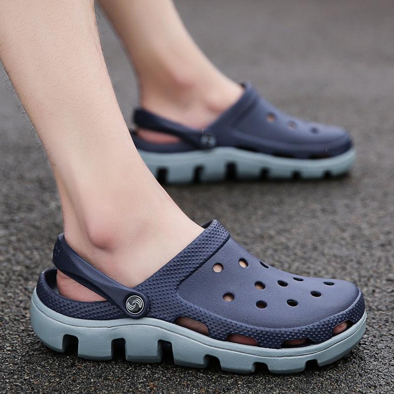New Mens Summer Slippers Beach Sandals Jelly Shoes Men Outdoor Sandals Hollow Clogs Adjustable Garden Slippers House Shoes Durable Lightweight Beach Clogs Stevvex
