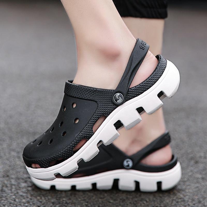 New Mens Summer Slippers Beach Sandals Jelly Shoes Men Outdoor Sandals Hollow Clogs Adjustable Garden Slippers House Shoes Durable Lightweight Beach Clogs Stevvex