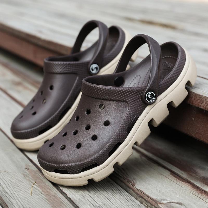 New Mens Summer Slippers Beach Sandals Jelly Shoes Men Outdoor Sandals Hollow Clogs Adjustable Garden Slippers House Shoes Durable Lightweight Beach Clogs Stevvex