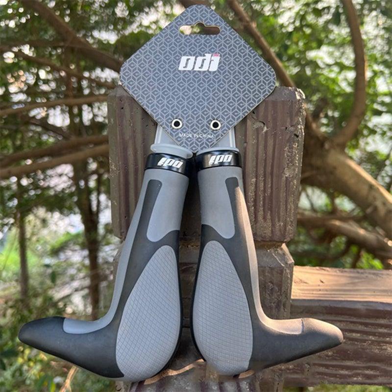 Silicone Bike Grips Soft Mountain Bike Grips Handlebar Aluminum Alloy Lock Ring Bike Handle Grips Bicycle Ergonomic Handle Bar End Grips Comfort Soft Lightweight Handle Bar Grips Lock On For Mountain Bike Cycling Stevvex