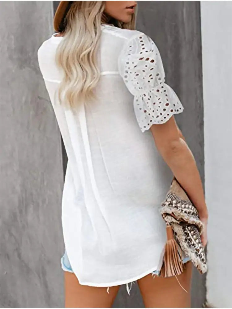 Shirt with Lace and V-neck Emily Pi-Mart
