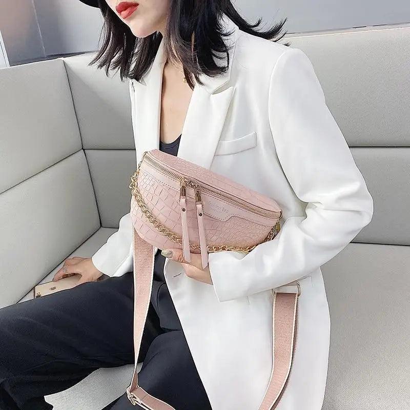 Retro Waist Bag PU Leather Fanny Pack Purse Leather with Gold Chain Strap Stylish Waist Pack Women Belt Bag Multifunctional Chest Bag Stevvex