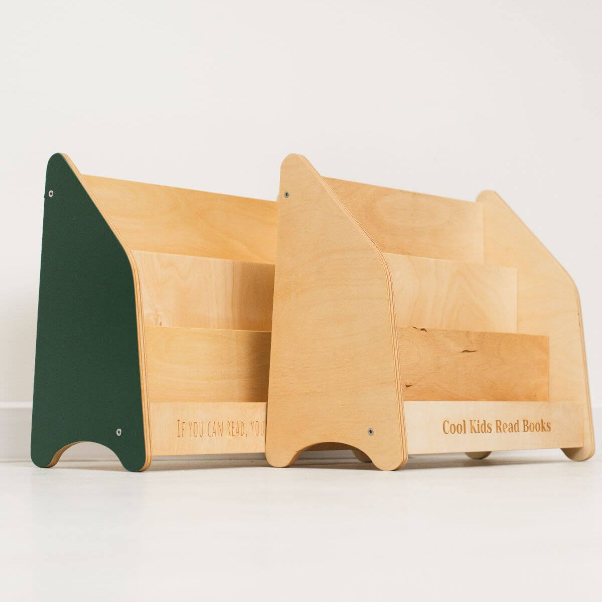 Front facing bookshelf - SJB-DIAMOND ELITES