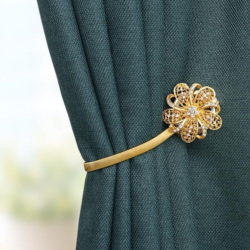 Shiny Flowers Magnetic Curtain Clip Tieback European Style Curtain Clasp Hanging Ball Rope Straps Home Decoration Accessories Crystal Curtain Magnetic Tieback Flower Curtain Clips Buckle with Stretchy Wire Rope For Home Office Decoration Stevvex