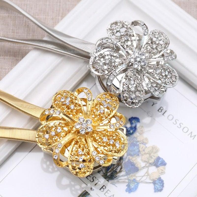 Shiny Flowers Magnetic Curtain Clip Tieback European Style Curtain Clasp Hanging Ball Rope Straps Home Decoration Accessories Crystal Curtain Magnetic Tieback Flower Curtain Clips Buckle with Stretchy Wire Rope For Home Office Decoration Stevvex