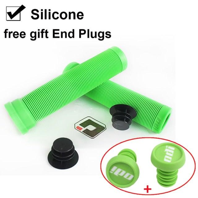 Silicone Bicycle Grips Road Bike Handlebar Grip With Rubber Handle Bar End Plug Bicycle Silicone Foam Grips Memory Foam Technology And Ergonomic Design Anti-Slip Shockproof And Weather Resistant Bicycle Handles Stevvex