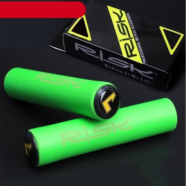 Silicone Bike Bicycle Grips Sponge Handlebar Soft Ultralight Grips Brake Grips Silicone Glove Handle Soft Sponge Non-Slip Bicycle Handle With End Holding Shock Resistance Absorbent Comfortable Design Stevvex